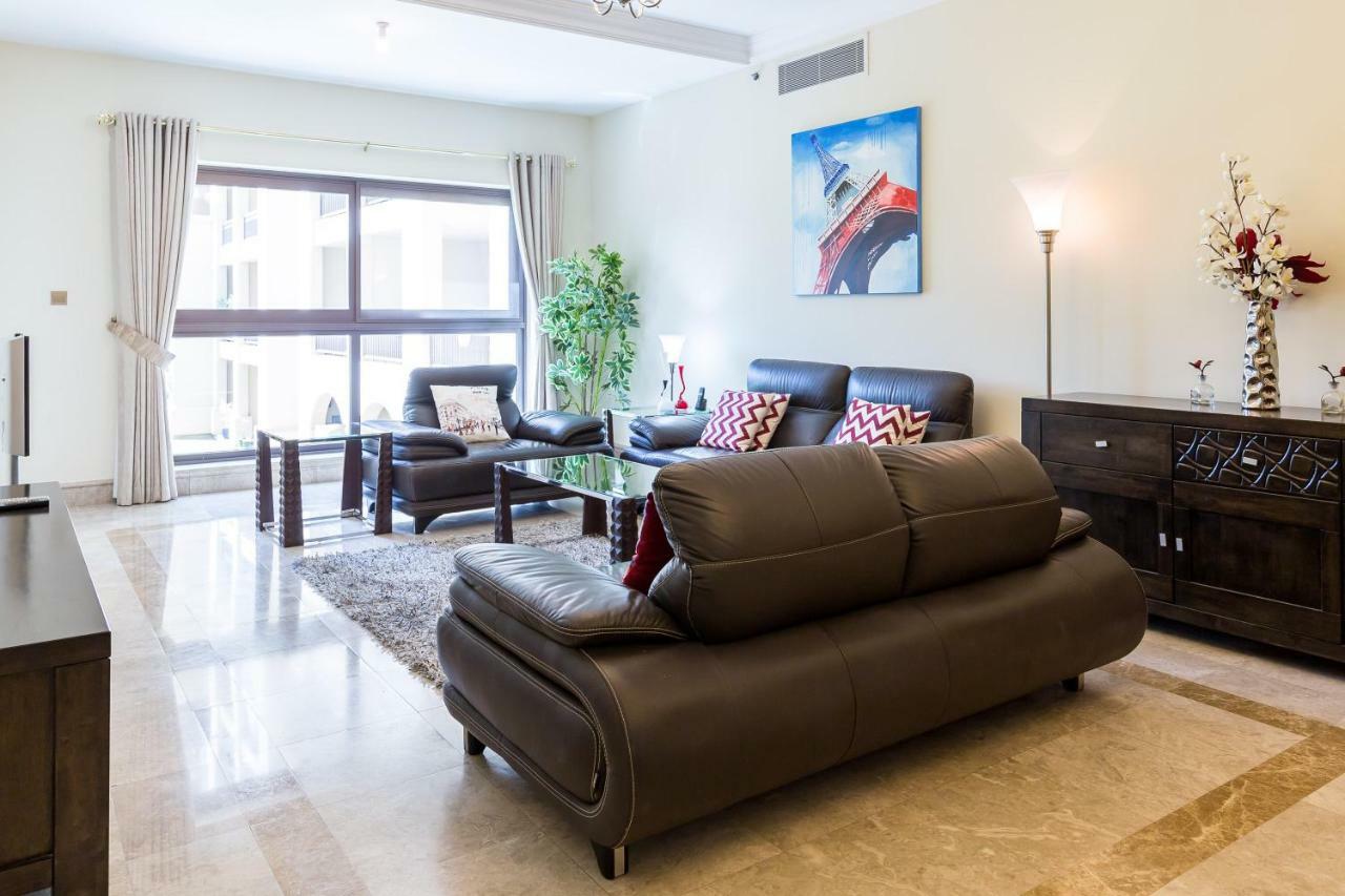 Beachfront Two Bedrooms On Palm Jumeirah By Deluxe Holiday Homes Дубай Екстериор снимка